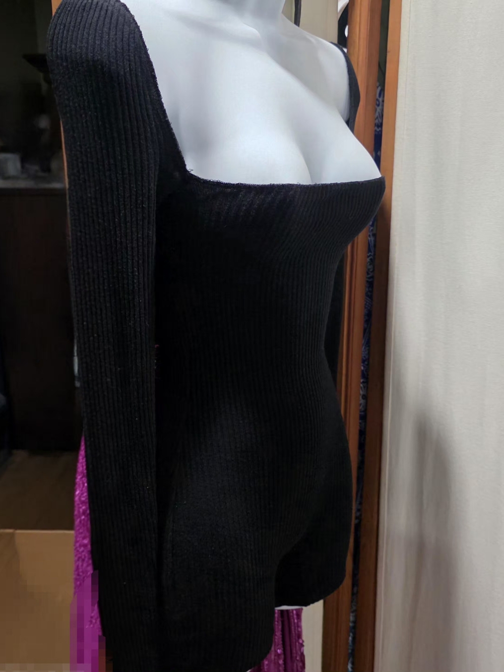 Are You Am I Akne Romper Size Small